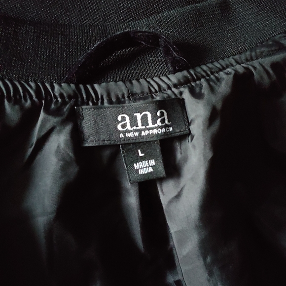 A.N.A. Rose Embroidery Velvet Bomber Jacket Size L - Picture 11 of 13